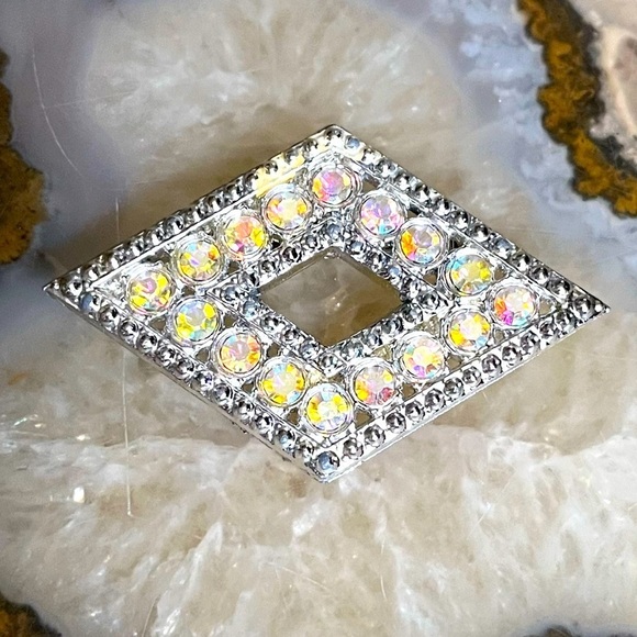 Jewelry - Opalescent Rhinestone Silver Diamond Brooch Vintage 50’s
